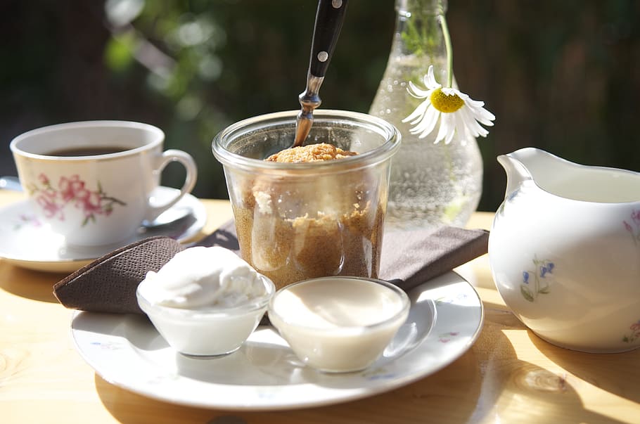 white cream in round glass bowl on white ceramic plate, breakfast HD wallpaper