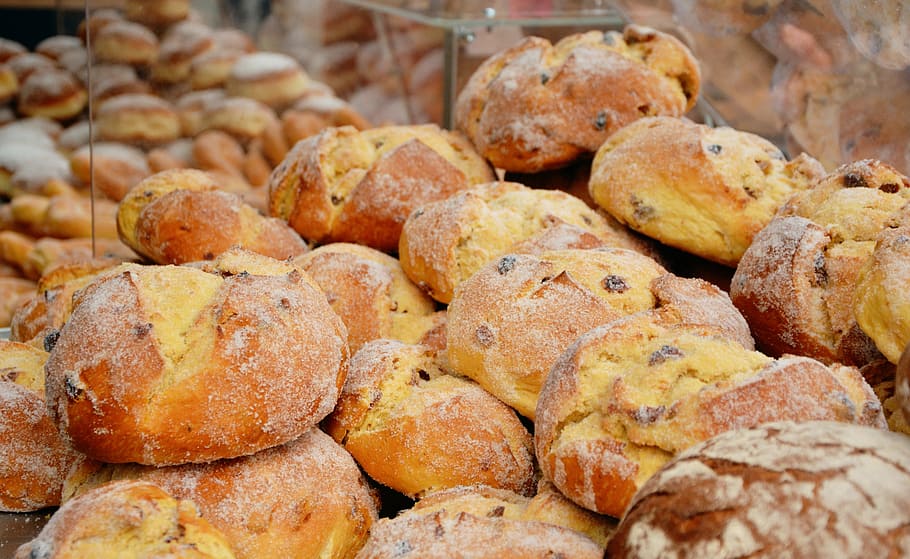 baked bread lot, raisin bread, bakery, crusty, sugar bread HD wallpaper