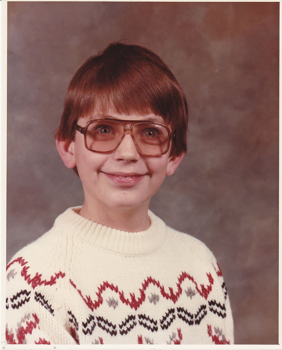 portrait photo of boy, school boy, nerd, spectacles, glasses HD wallpaper