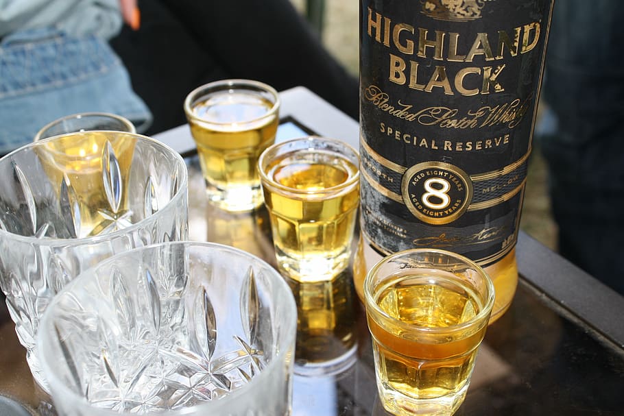 alcohol, bottle, table, glass, drink, alcoholic, liquid, party HD wallpaper