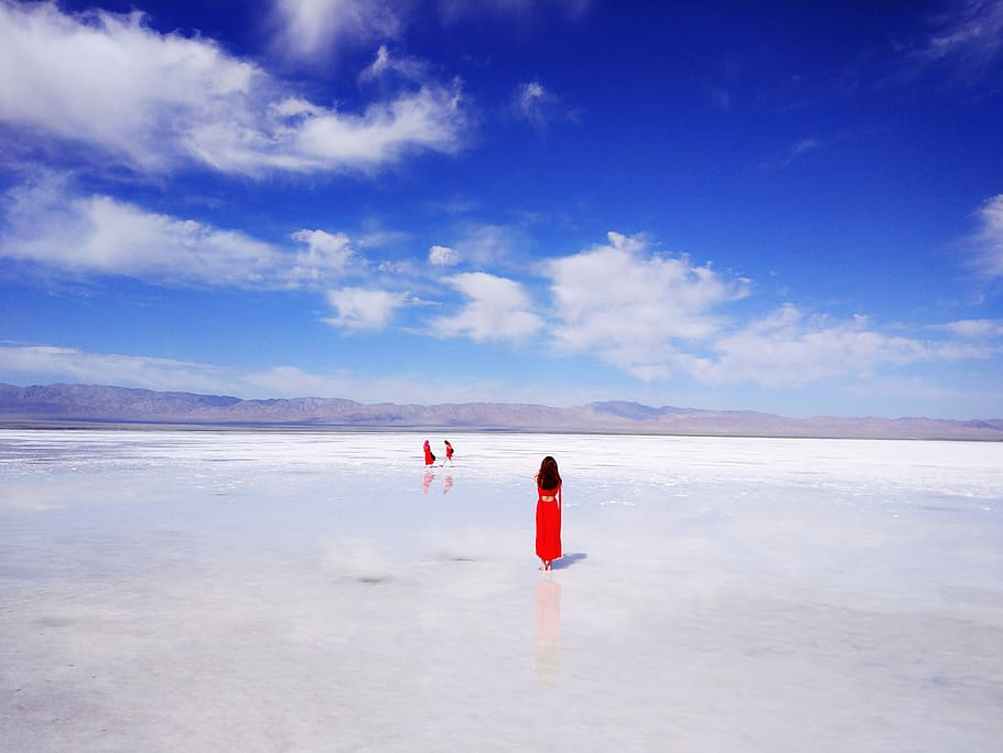 woman standing on open field, chaka, salt lake, habitat sky, two people, HD wallpaper