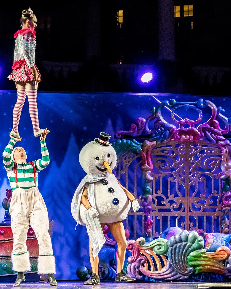 HD wallpaper acrobats, cirque du soleil, stunt, christmas show