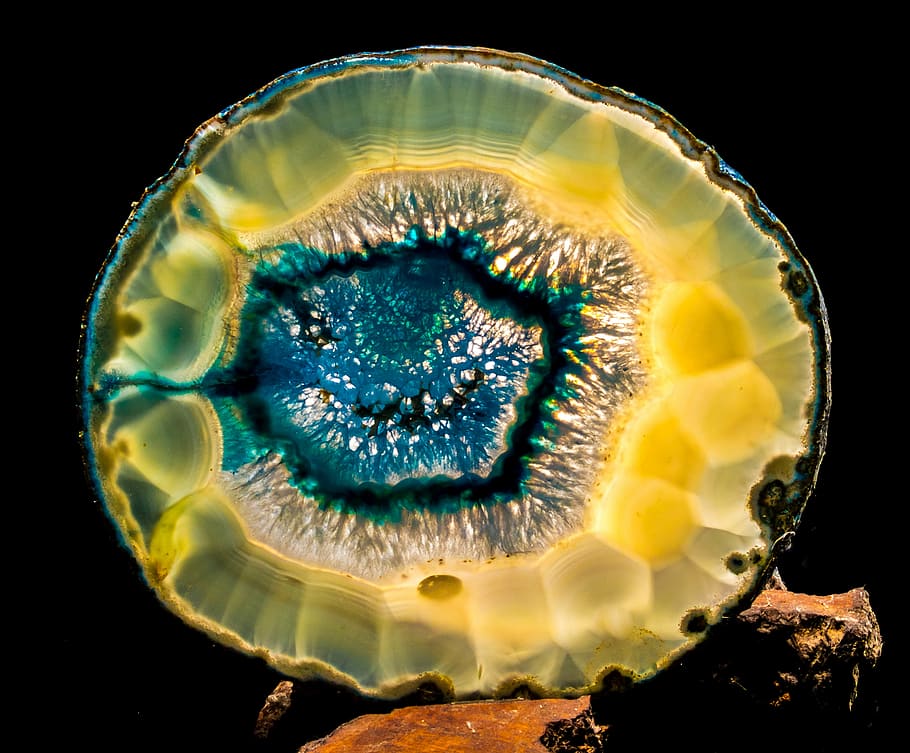 yellow and blue gemstone, agate slice, close, light, biology HD wallpaper