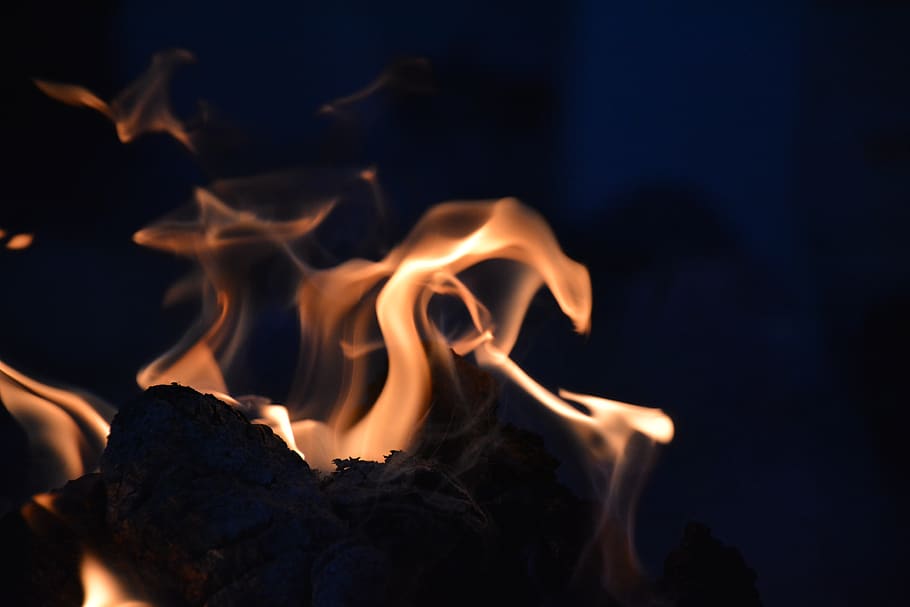 picnic, night, outside, burning, fire, flame, fire - natural phenomenon HD wallpaper