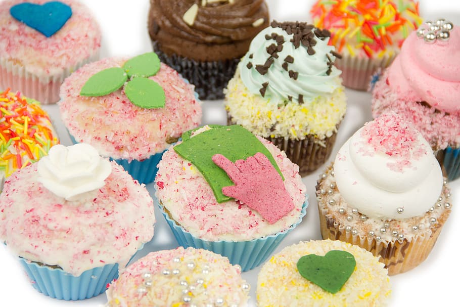 assorted-flavor cupcake lot, Cupcakes, Sweets, Bakery, delicious, HD wallpaper