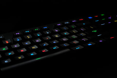 black computer keyboard on black surface, black computer mechanical keyboard HD wallpaper