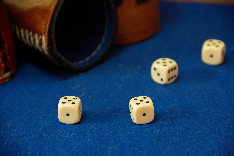 Dice, Cacho, Game, Table, game of table, no people, arts culture and entertainment HD wallpaper