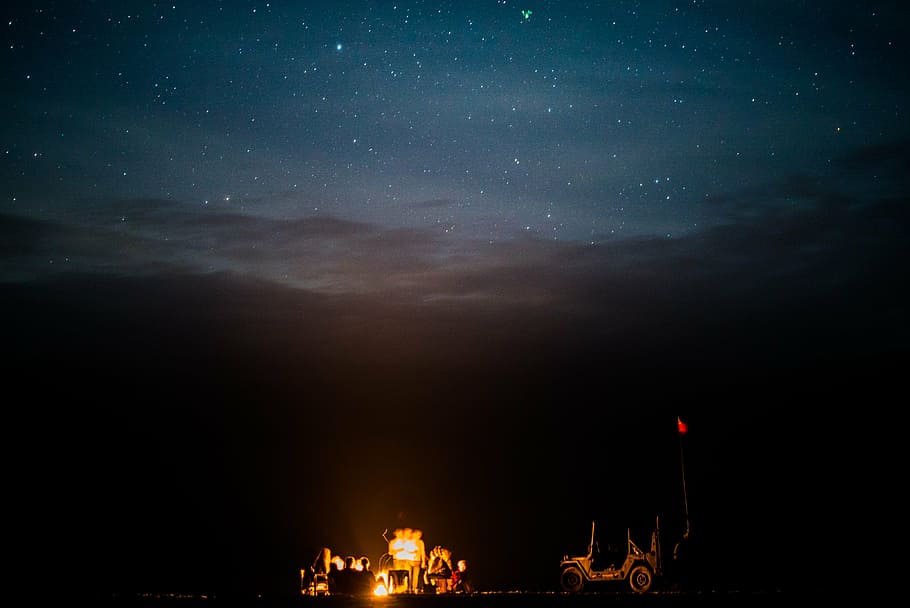 people doing bonfire during daytime, starry, night, dark, campfire HD wallpaper