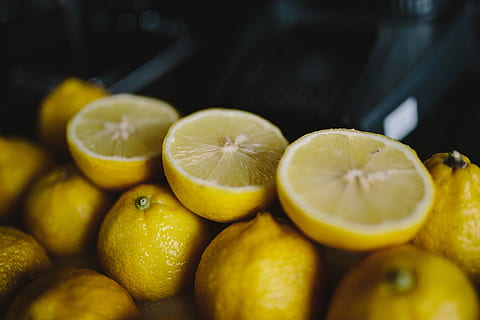 Fresh lemons, yellow, fruit, yeallow, halved, citrus Fruit, food HD wallpaper