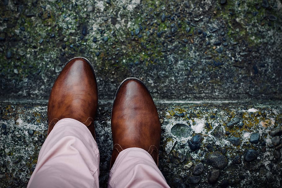 pair of brown leather shoes, person wearing brown leather dress shoes HD wallpaper