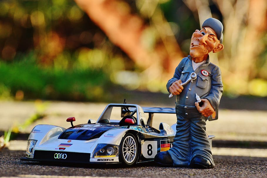 man standing racing car figurine, mechanic, repair, figure, funny, HD wallpaper