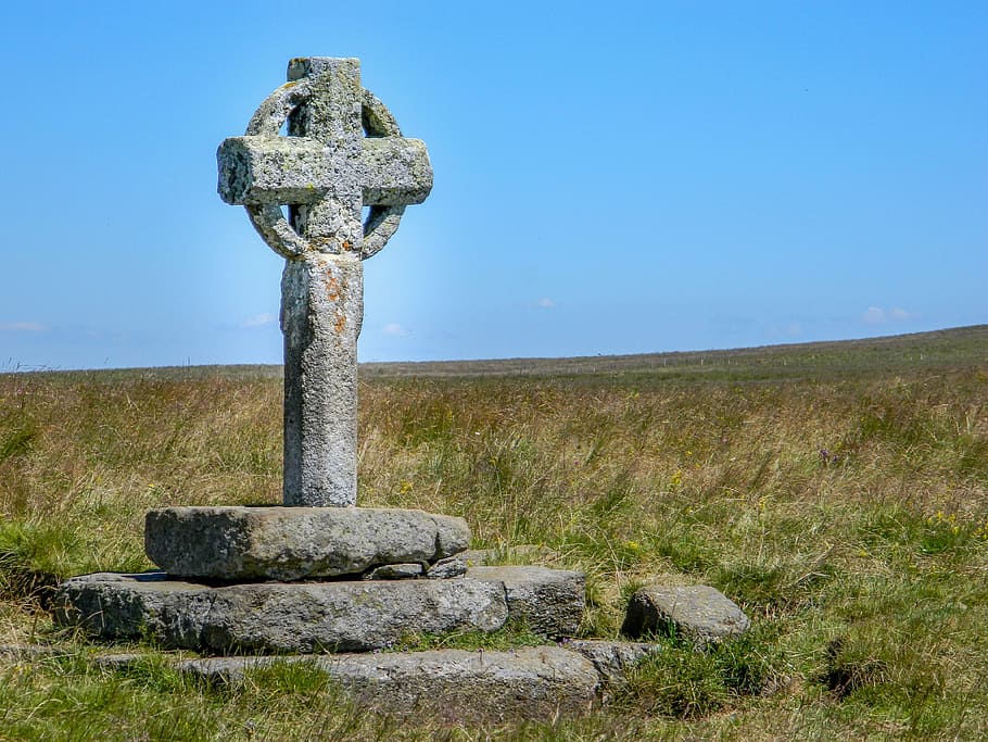 cross, path, religion, compostelle, pierre, celtic, grass, sky, HD wallpaper