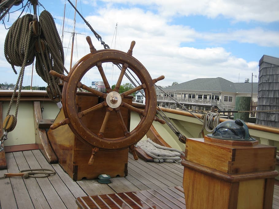 brown ship, Boat, Wheel, Deck, Captain, Area, captain's area, HD wallpaper