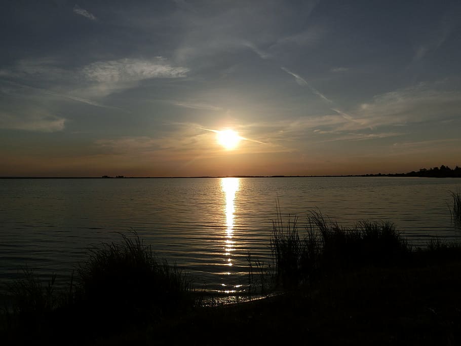 sunset, water, sky, tranquility, tranquil scene, beauty in nature HD wallpaper