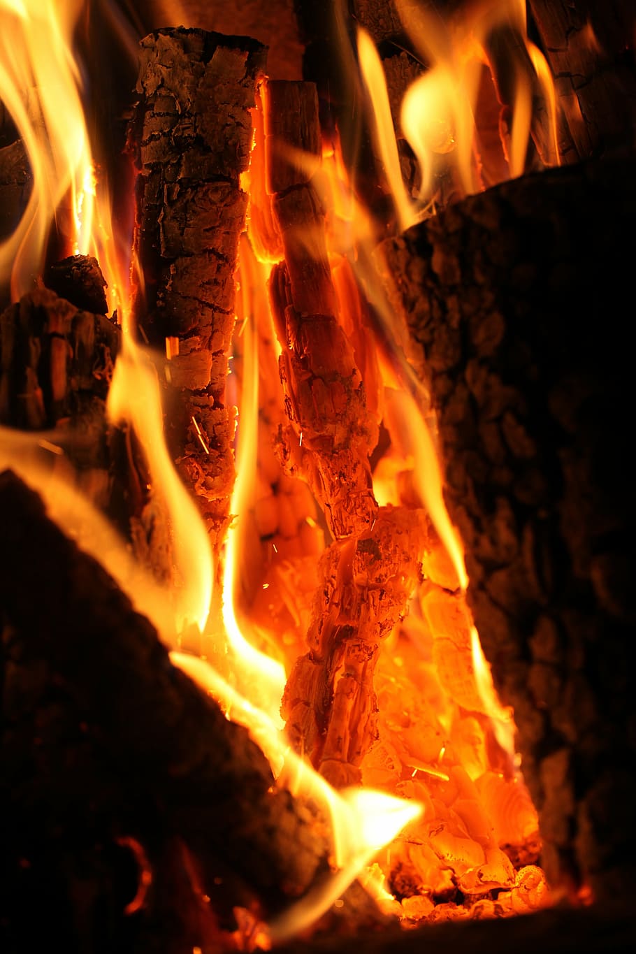 fire, flame, hot, campfire, flames, burn, fire - Natural Phenomenon HD wallpaper