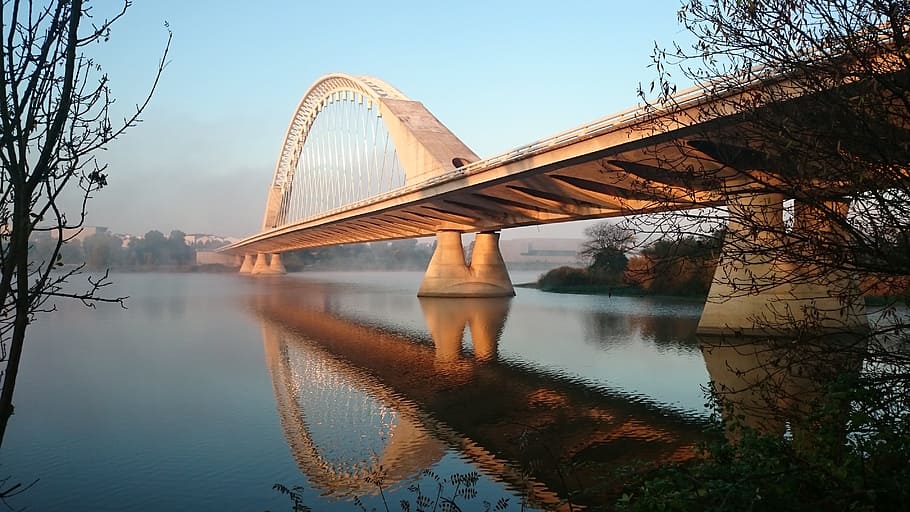 Grey Concrete Bridge Above Water Under Blue Sky, architecture HD wallpaper