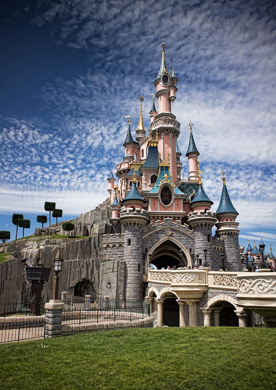 Disneyland castle at daytime, euro disney, sky, blue, mickey