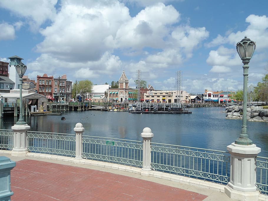 view of white and brown deck facing body of water, Universal Studios, Orlando, HD wallpaper