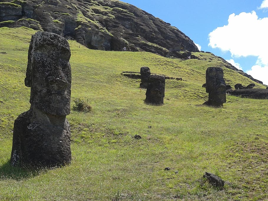 gray concrete heads monument at daytime, rapa, nui, easter island, HD wallpaper