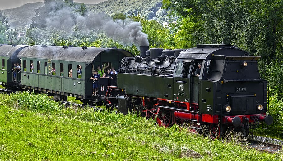 view of steam locomotive, steam railway, engine, museum railway