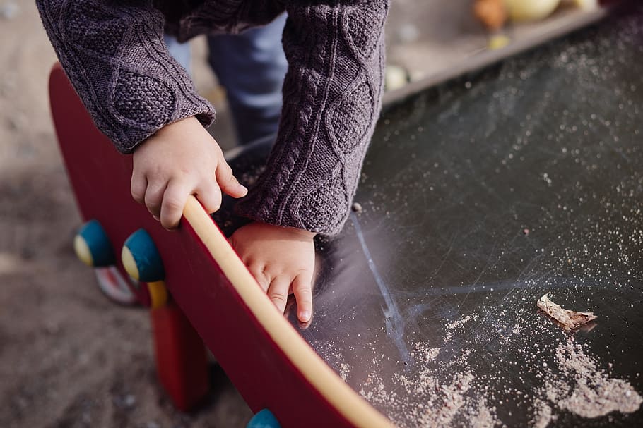 child putting hand on surface, people, active, activity, boy HD wallpaper