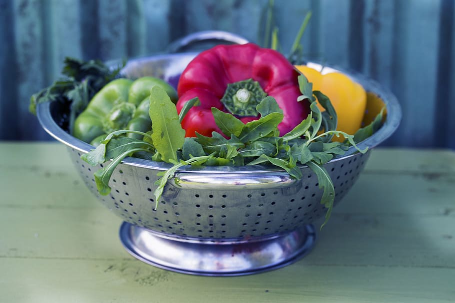 peppers, colander, vegetables, food, food and drink, freshness HD wallpaper