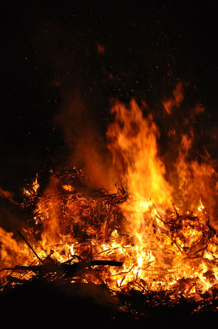 easter fire, night, flame, burning, fire - natural phenomenon HD wallpaper