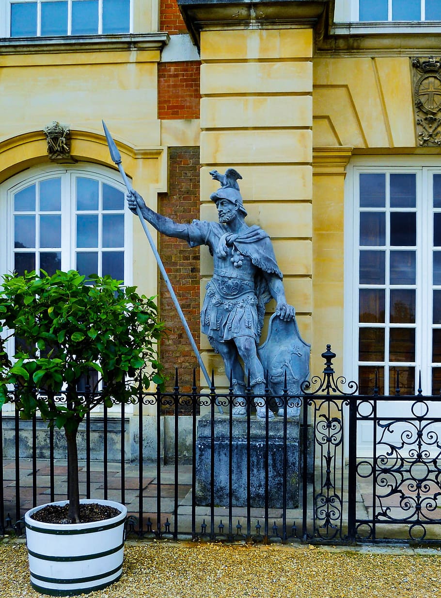 hampton palace, landscape, statue, scenery, tourist, tourism HD wallpaper
