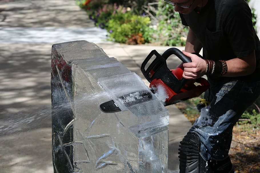 man, saw, ice, tool, work, equipment, sculpture, ice sculpture, HD wallpaper