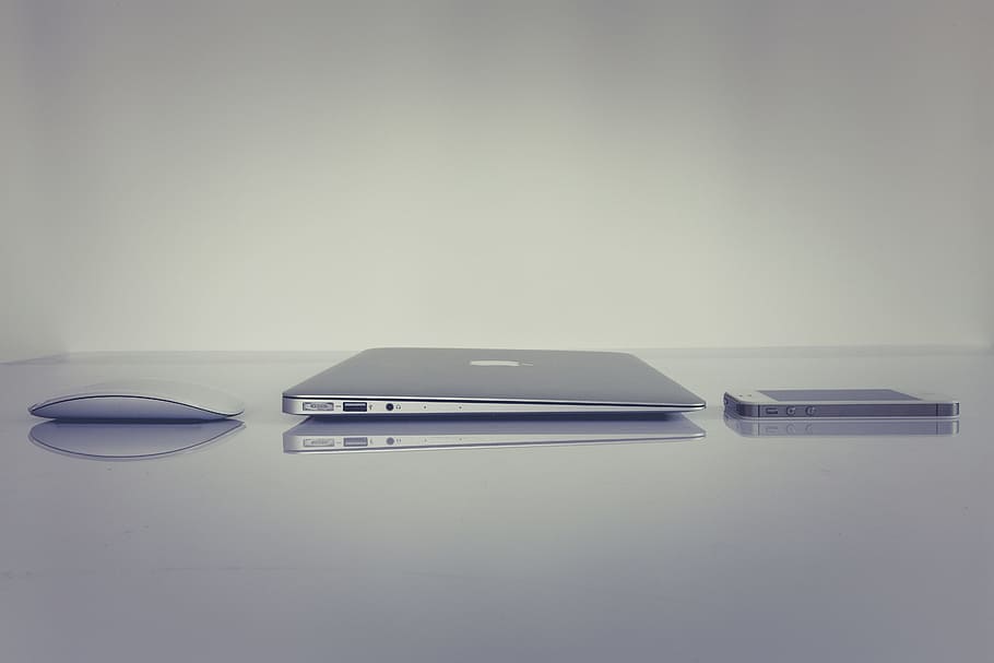 Silver Magic Mouse Beside Macbook, apple mouse, computer, device HD wallpaper