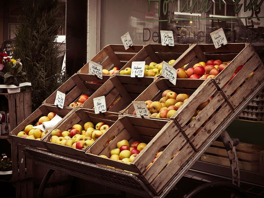 apple lot on brown wooden crates, fruit, vitamins, red, fruits HD wallpaper
