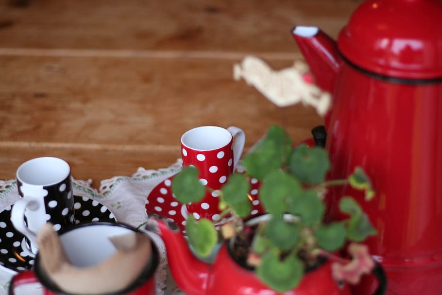 coffee mug, cup, kettle, red, indoors, selective focus, table HD wallpaper