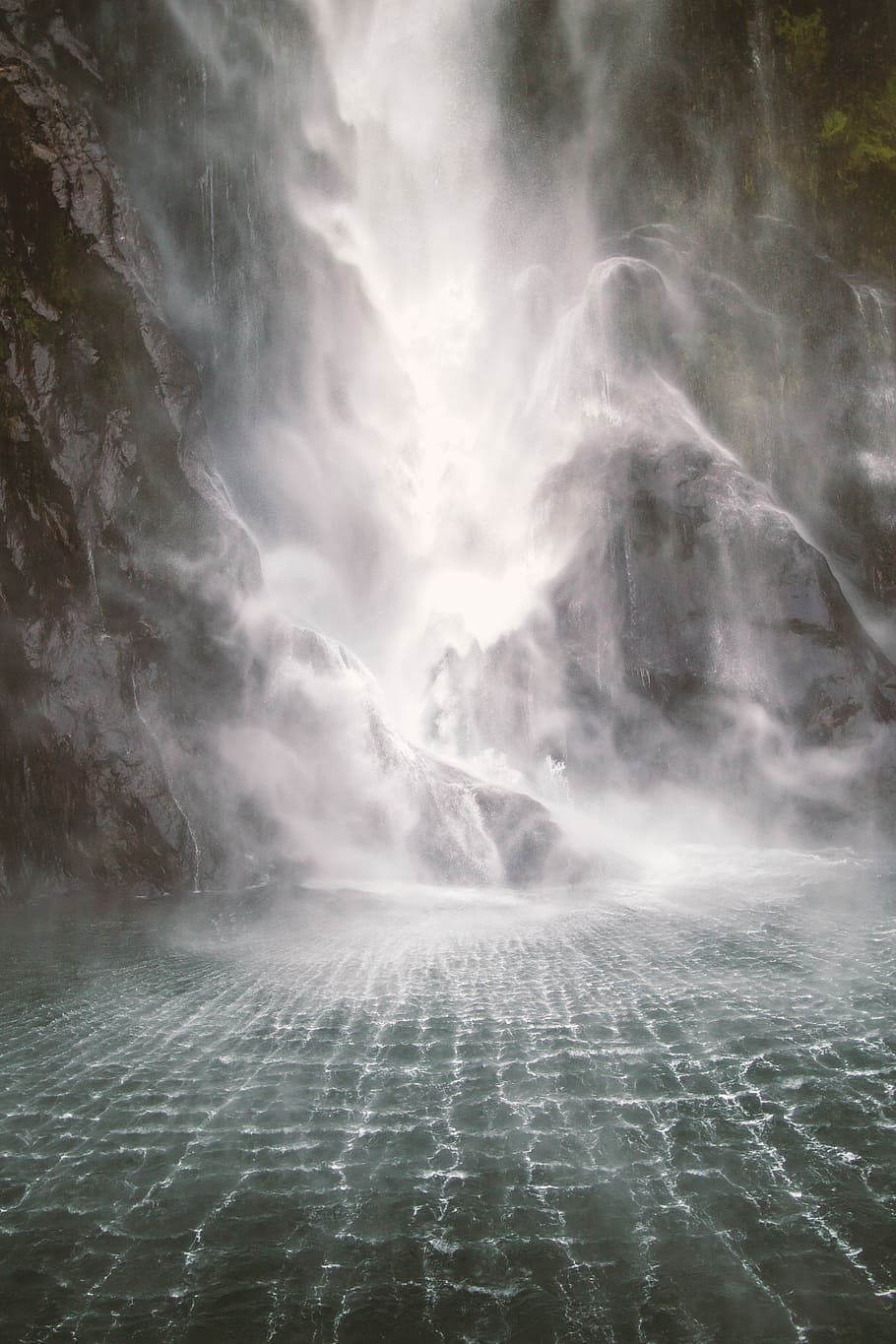 time lapse photo of falls, photo of raging waterfalls, rock, mountain HD wallpaper