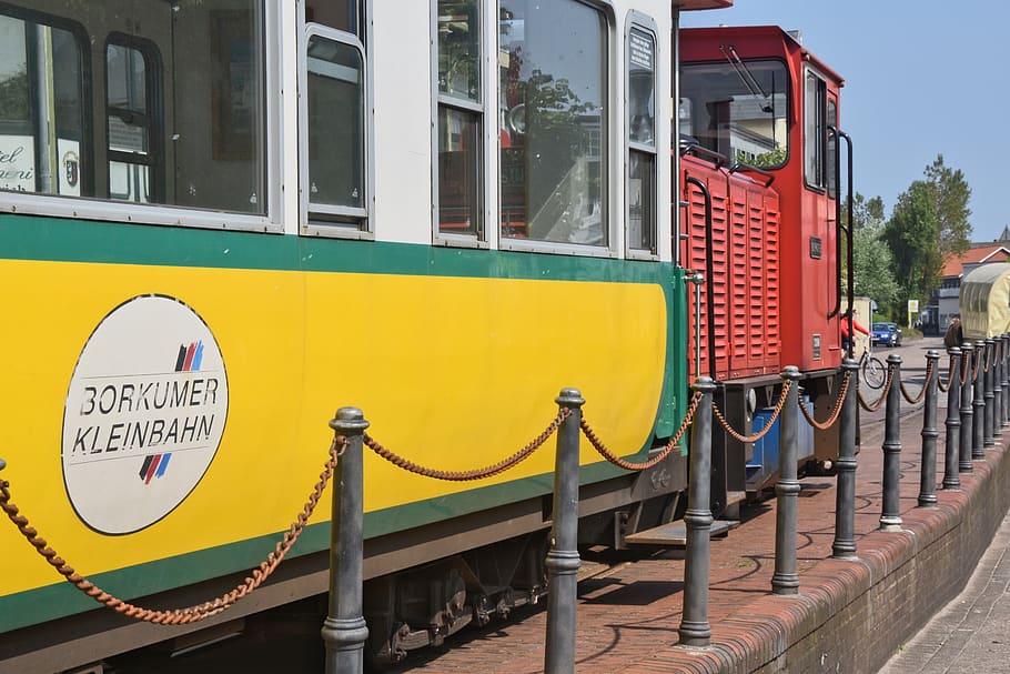 borkum, small ground, yellow, mode of transportation, public transportation HD wallpaper