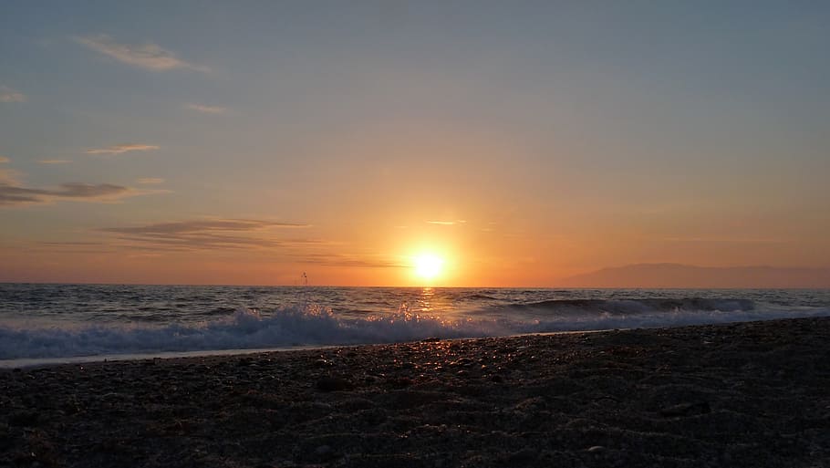 sunset, sea, light, sunlight, water, sky, beach, scenics - nature HD wallpaper