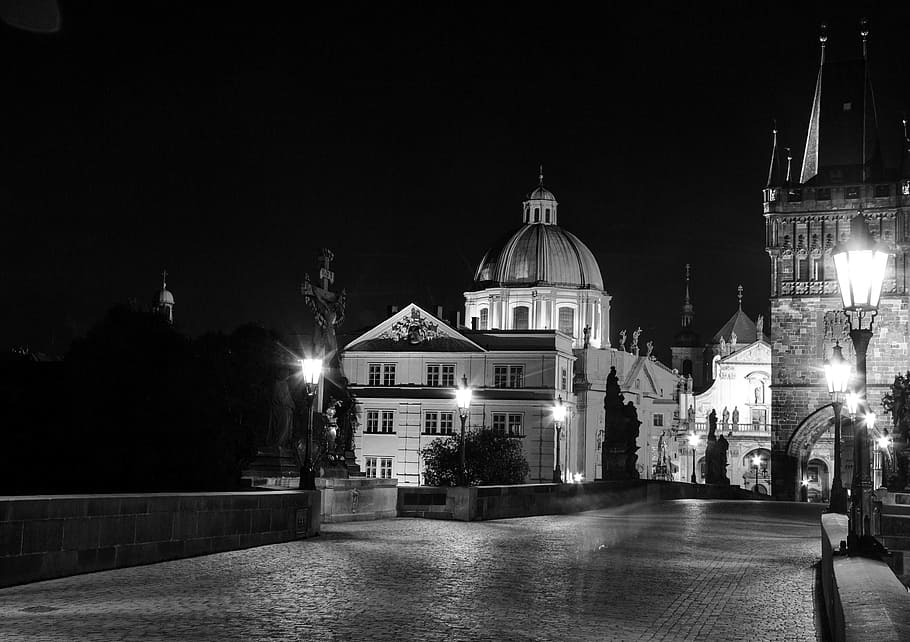 Bridge, Night, Lights, Lanterns, black and white, prague, charles bridge HD wallpaper