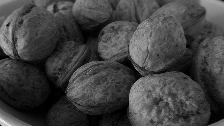 nuts, walnuts, grayscale, food, healthy, nutshell, food and drink HD wallpaper