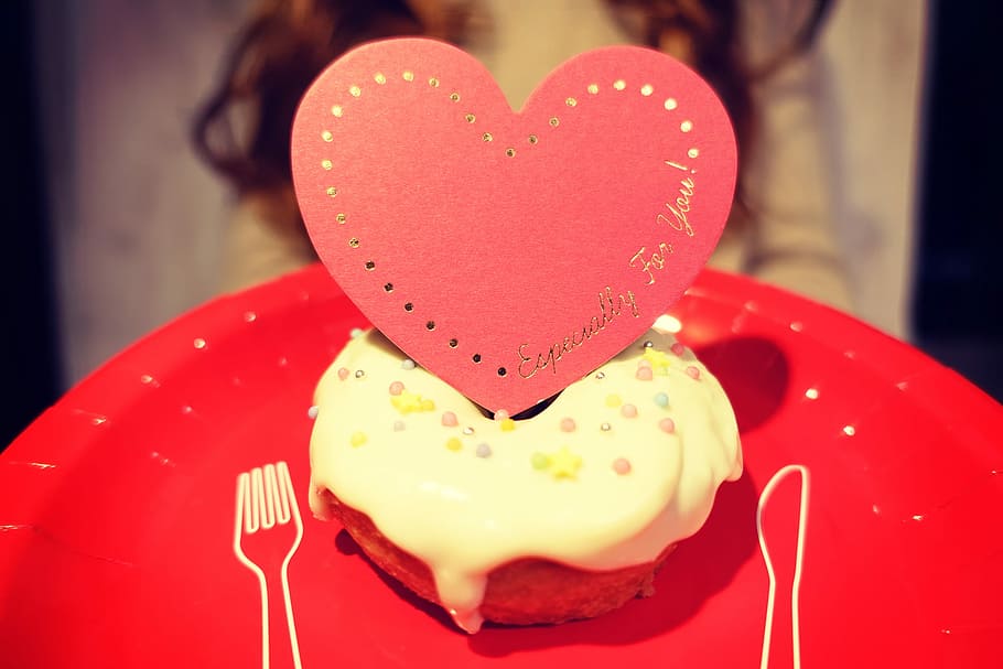 doughnut on red table, love, heart Shape, food, plate, dessert HD wallpaper