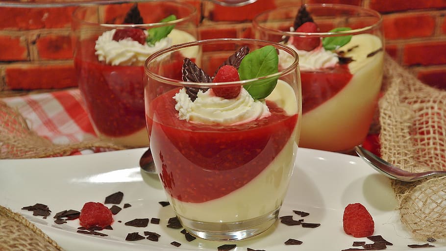three desert on glass cups, pudding, vanilla pudding, raspberries HD wallpaper