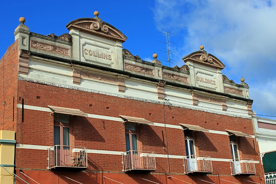 building, brick, balcony, historically, facade, bricks, architecture HD wallpaper