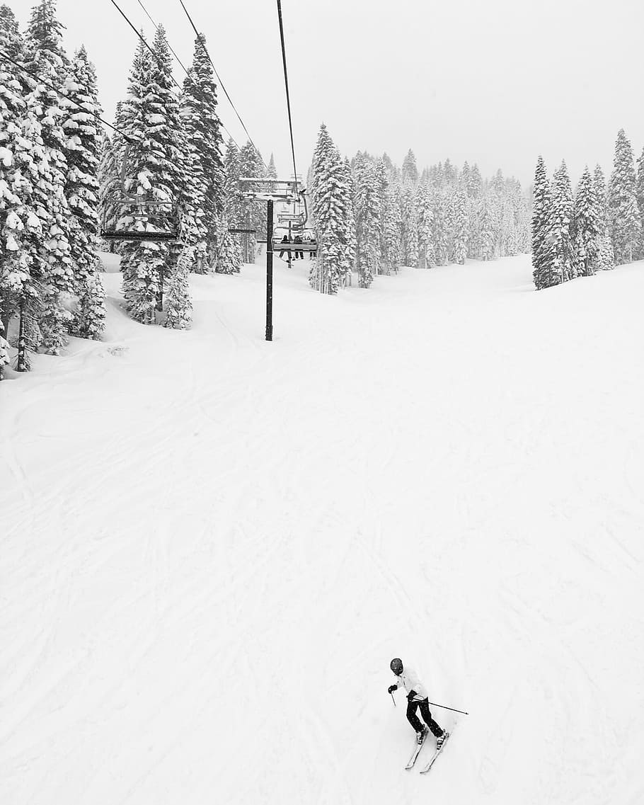 man doing ski near cable car, person skiing on mountain, snow HD wallpaper