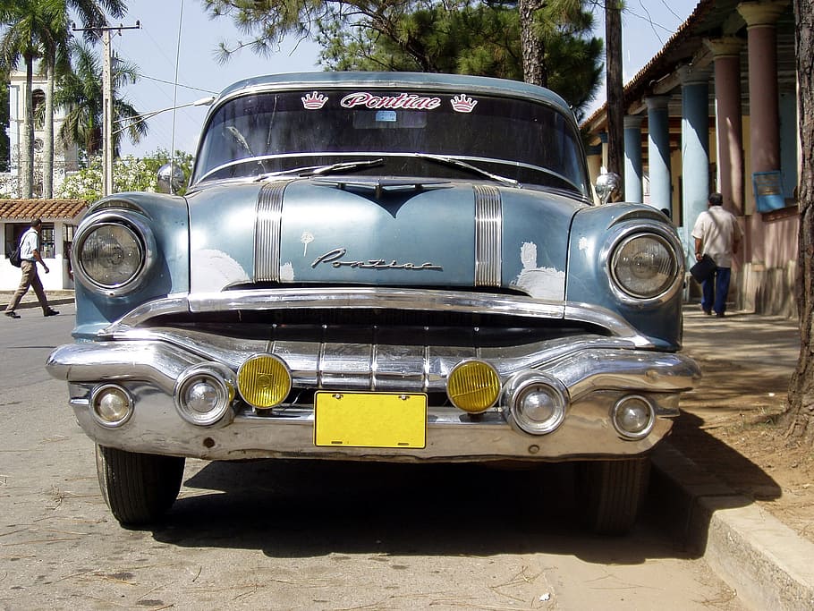 classic gray vehicle parked beside curb at daytime, cuba, auto HD wallpaper