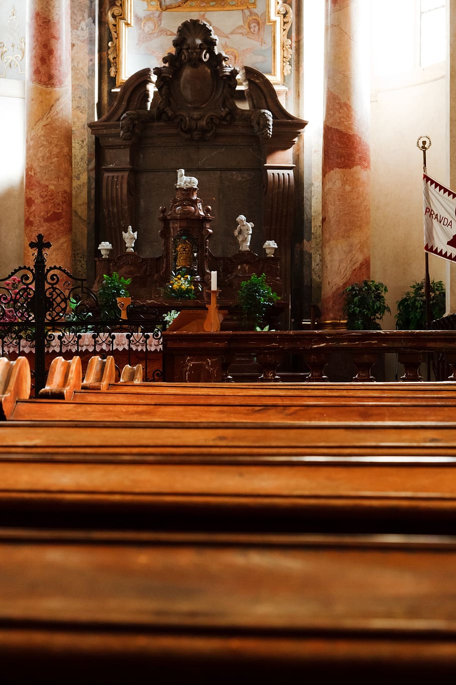 altar, architecture, bench, cathedral, catholic, chapel, christ, HD wallpaper