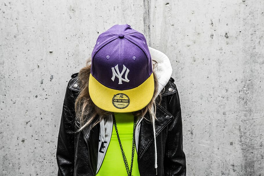 woman looking down while wearing cap and jacket, Rapper, Nyc HD wallpaper