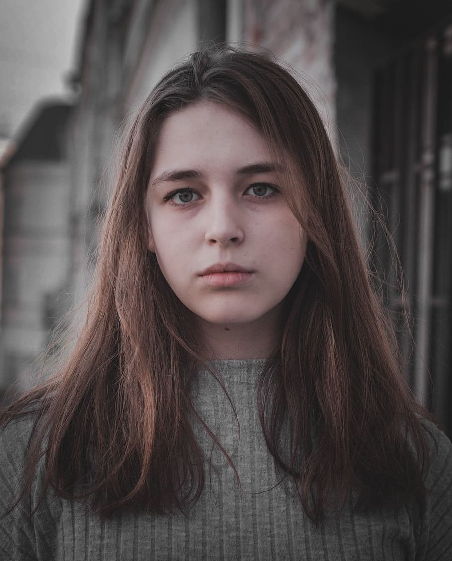 woman wearing gray crew-neck top, no, tag, bat, portrait, one person HD wallpaper