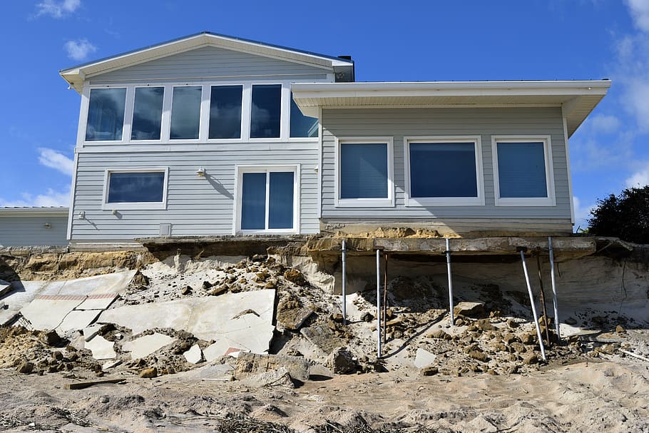 white and blue 2-storey house, beach erosion, hurricane matthew, HD wallpaper