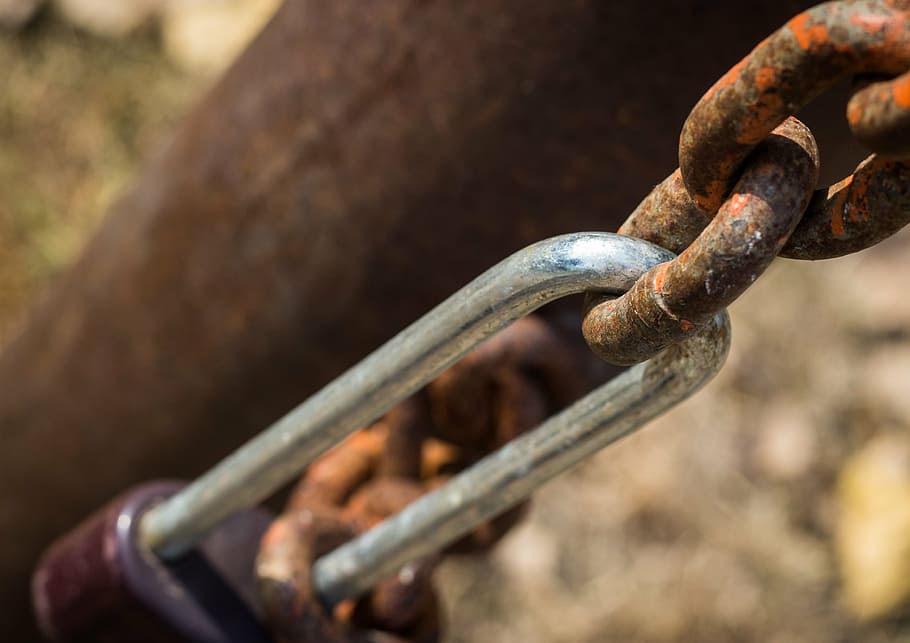 castle, chain, iron, locked, street, city, macro, close, detail HD wallpaper