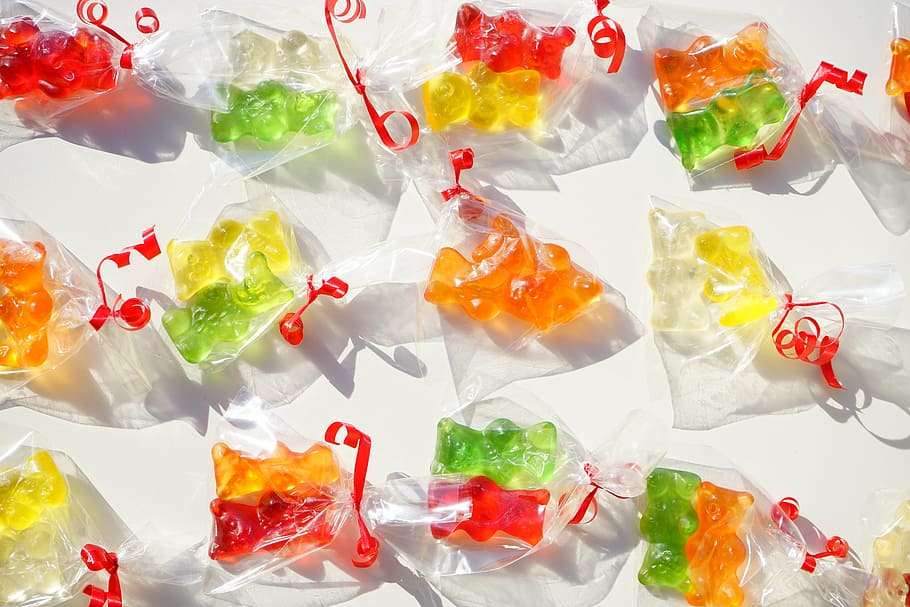 gummi bears, packed, sachets, mitbringsel, cellophane, fruit gums HD wallpaper