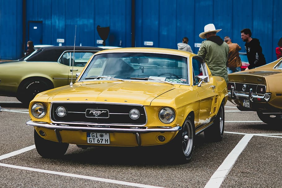 Hd Wallpaper Yellow Ford Mustang Auto Vehicle Oldtimer Classic Sports Car Wallpaper Flare