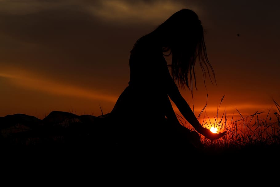 dawn, nature, sky, sunset, backlit, dark, dusk, girl, grass, lady HD wallpaper